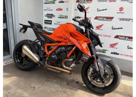 KTM 1390 SUPER DUKE R TECH PACK