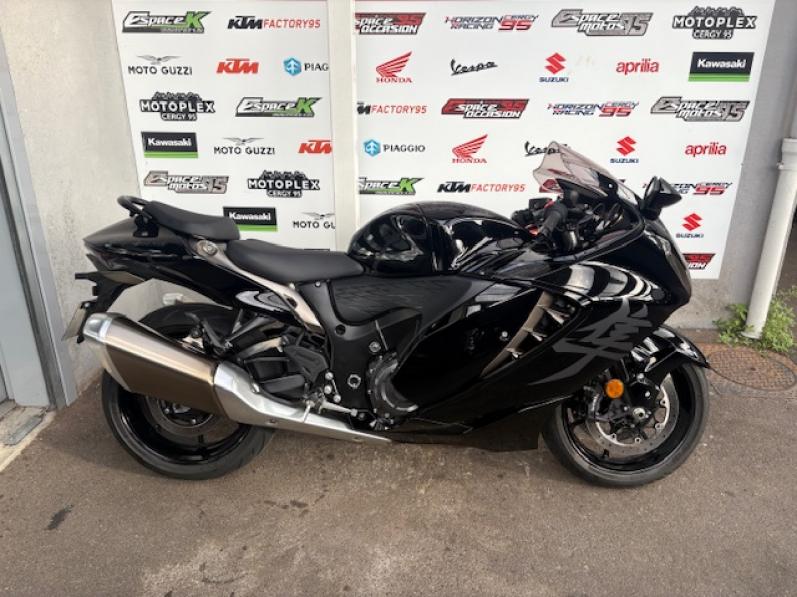 SUZUKI GSX-R 1300 HAYABUSA
