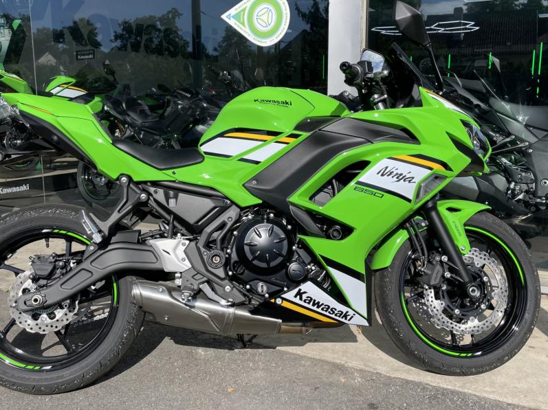 KAWASAKI NINJA 650